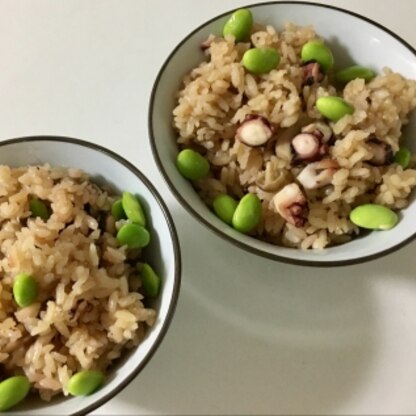 初のタコ飯‼︎ネギなかったので、枝豆で^_^
とっても美味しかったです‼︎みんなおかわりしてくれましたー‼︎